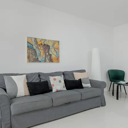 With Garden In By Renters